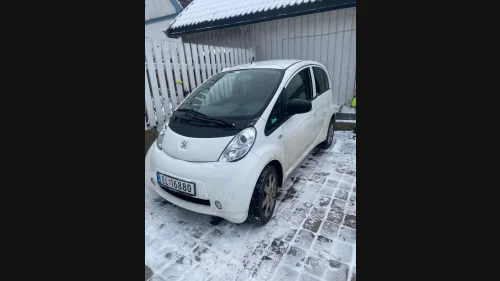 PEUGEOT ION