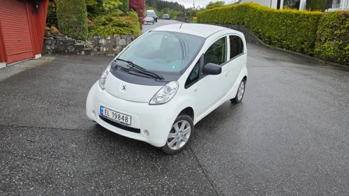 PEUGEOT ION
