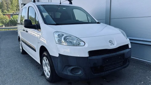 PEUGEOT PARTNER Elektrisk-Lav km-Bluetooth-Klima++