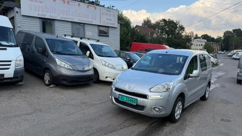PEUGEOT PARTNER