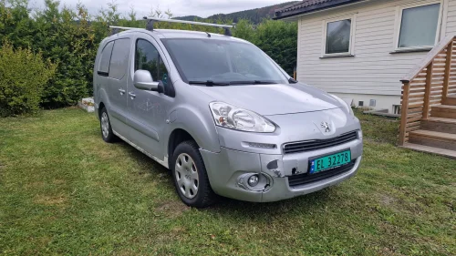 PEUGEOT PARTNER