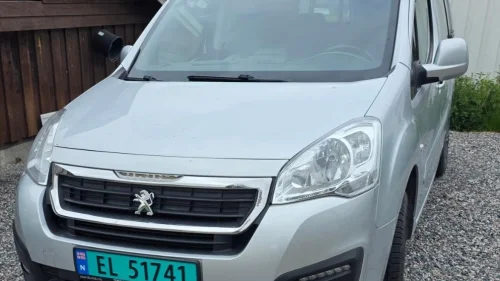 PEUGEOT PARTNER TAKSTATIV S+V DEKK EU OK 10.2027 LAV KM 18800km