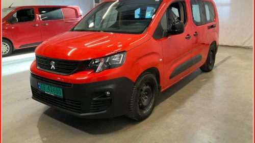 PEUGEOT e-Partner e-Partner L2/R.V. 270km/50kWh/3-seter/EU til 05.28/CC