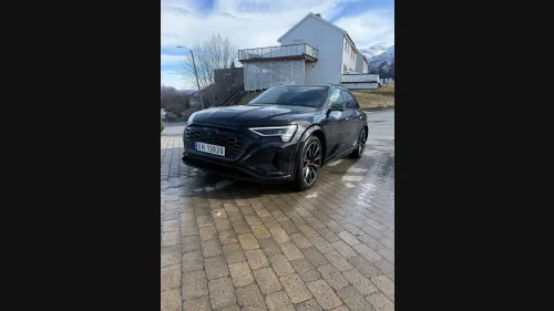 AUDI SQ8 E TRON