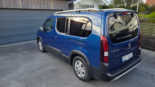 PEUGEOT Rifter L2 Allure 50kW 7-s