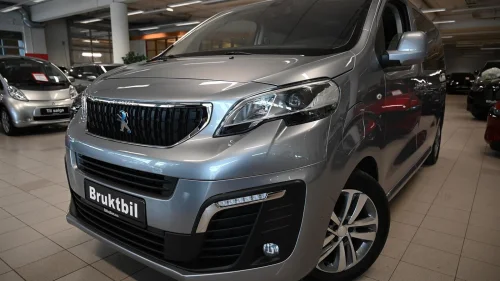 PEUGEOT EXPERT TRAVELLER Elektrisk 75kWh L2 Allure 8-seter LAV KM