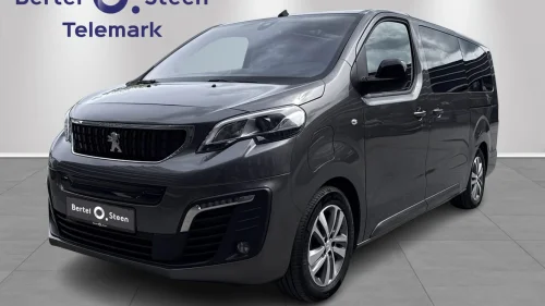 PEUGEOT Expert Traveller Panorama glasstak|2 vendbare seter i rad 2|Navigasjon