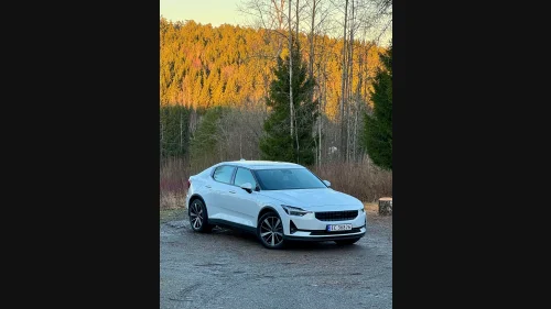 POLESTAR 2 Launch Edition 4x4 Long Range m/hengerfeste og takrails