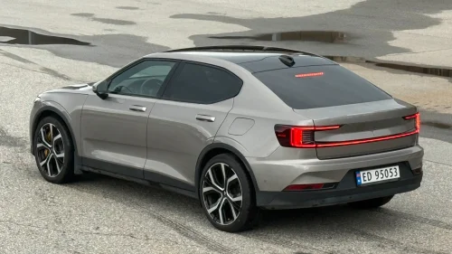 POLESTAR 2 LR Dual Performance 476hk Pilot Plus Pixel