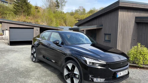 POLESTAR 2 Long Range Dual Motor Plus Pack
