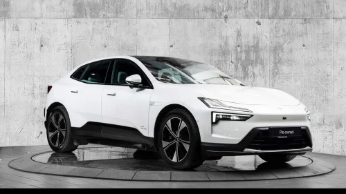 POLESTAR 4 Long Range Dual Motor | Plus Pilot