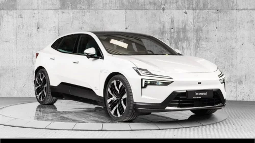 POLESTAR 4 Long Range Dual Motor Performance | Plus | Pilot