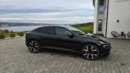 POLESTAR 4 LR Dual motor Plus Pilot Pack (K)