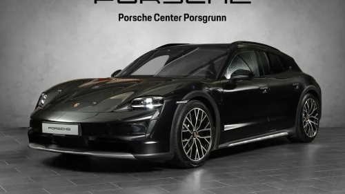PORSCHE Taycan 4 Pano/18-veis/S.chrono/LED/21/ACC++