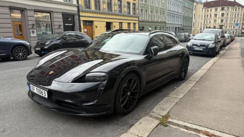 PORSCHE Taycan 4 4 Cross Turismo