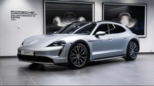 PORSCHE Taycan 4 Cross Turismo|Chrono|18-veis|Adaptiv Cruise