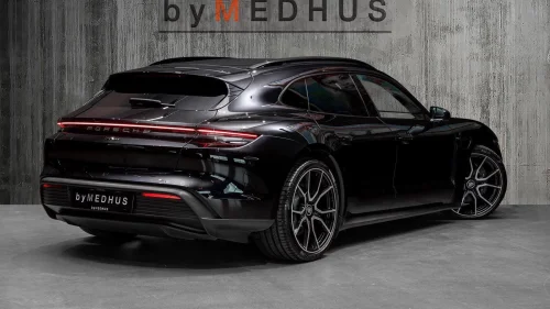 PORSCHE Taycan Sport Turismo PBP | Bose | 18-veis | Comfort Access