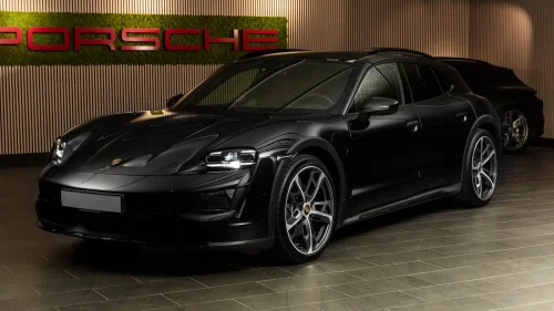 PORSCHE Taycan 4 Pano/21"/Sport-chrono/BOSE/ACC/18-vei/+++