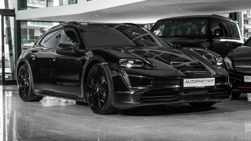 PORSCHE Taycan 4 Adaptive cruise, Sport Chrono, Sport sound, 21"++