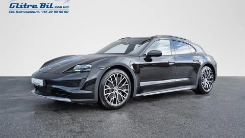 PORSCHE Taycan 4 4 93,4kWh PBP|Pano|BOSE|PASM|PDLS Plus|ACC|Garanti++