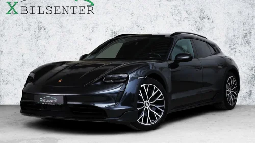 PORSCHE Taycan 4 4 PBP // ACC MATRIX PANO 18-VEIS 360G LUFT NIGHTV. BOSE