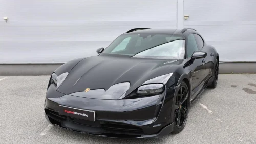 PORSCHE Taycan 4 4/Off-Road/Bakaksel/Matrix/18-V/HUD/Bose/Pano/360/R.Kam
