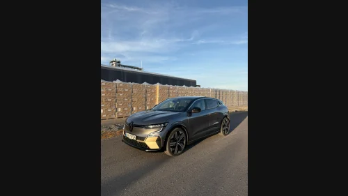 RENAULT MEGANE E-TECH ELECTRIC E-Tech Electric 220 Iconic,