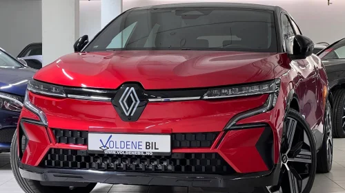 RENAULT MEGANE E-TECH ELECTRIC ICONIC// HF-MASSASJE-360-H/K-SKINN-ACC-CARPLAY-BLIS-LED