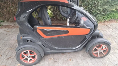 RENAULT Twizy