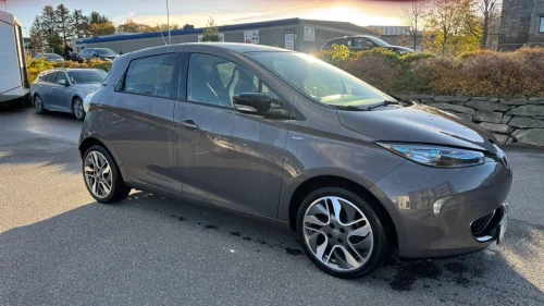 RENAULT ZOE 41kWh/300KM/EU 03.28/NAVI/R.KAM/L.KABBEL/S+V++