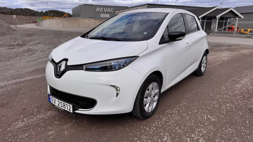 RENAULT ZOE Z.E. 40 R110 INTENS,EU-OK 2-2028,LAV KM !!