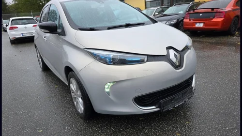 RENAULT ZOE Cruise/R-kamera/Navi/Eu ok+ny service