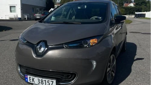 RENAULT ZOE navigasjon BOSE s+v dekk eu ok til 10.2027