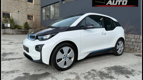 BMW I i3