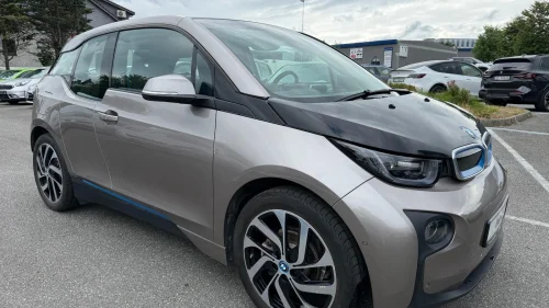 BMW i3 60Ah/170hk/LAV KM/R.KAM/NAVI/P.SENS/EU28/CC/S+V++