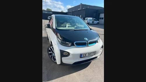 BMW I i3