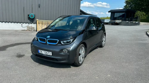 BMW I i3