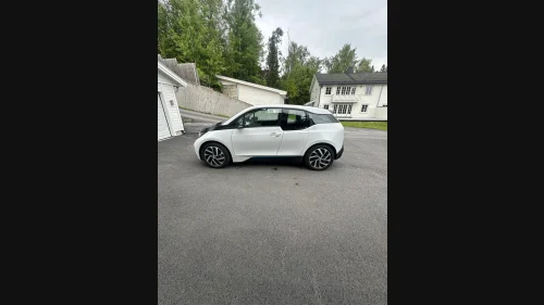 BMW I i3