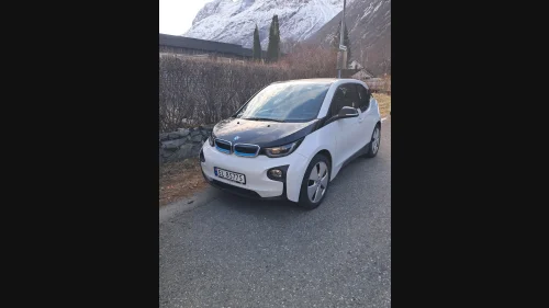 BMW I i3