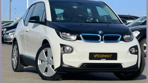BMW I i3 Om du ikke skal langt og bor litt trangt.....