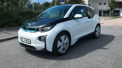 BMW i3
