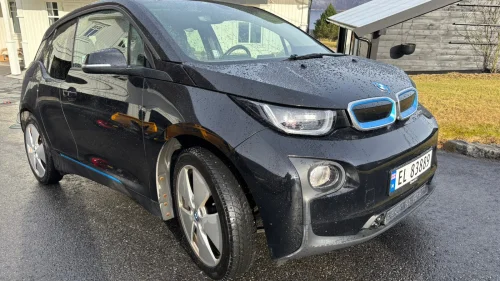 BMW I i3