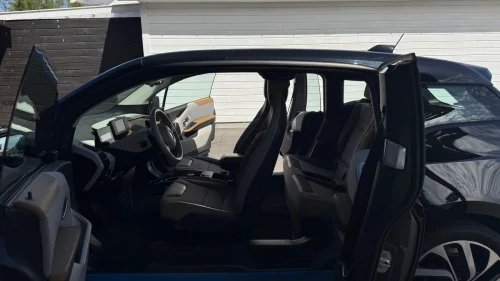 BMW I i3