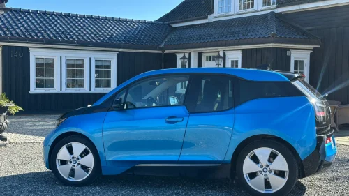 BMW I i3