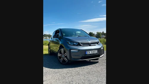 BMW I i3 FullyCharged 94Ah/Skinn/Soltak/HarmanLyd/Kamera/ACC/20"
