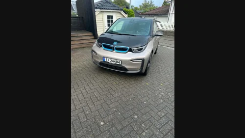 BMW I i3