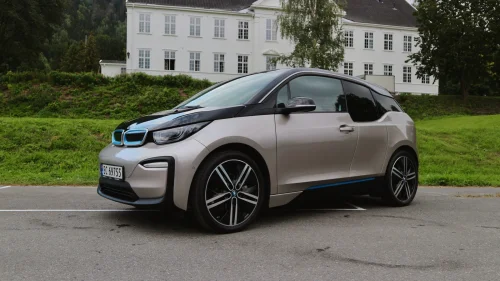 BMW I i3 120Ah Fully Charged - LAV KM- VELDHOLDT - ALT UTSTYR