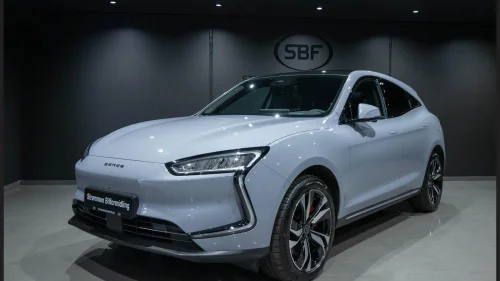 SERES 5 SF AWD 80KW 489HK PREMIUM/360/PANO/VARMEPAKKE/KROK/20"