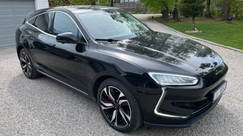 SERES 5 Premium AWD