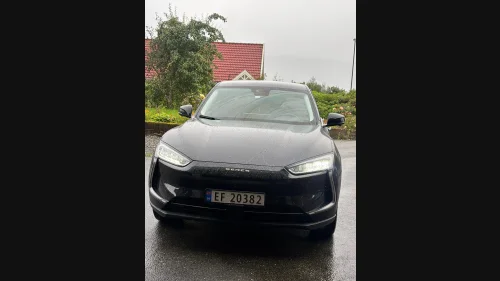 SERES 5 Premium AWD